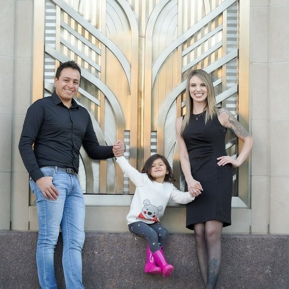 Meet your Posher, Kelli - Picture 2 of 5